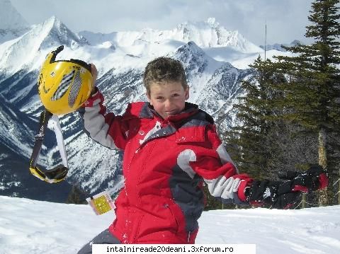 aici pueti pune poze junioru' .... ski !!!!